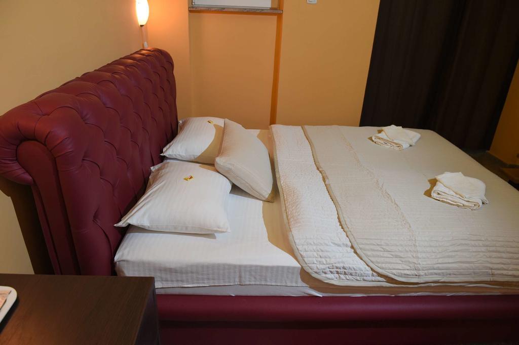 Apartment Inn Rooms نوفي ساد الغرفة الصورة