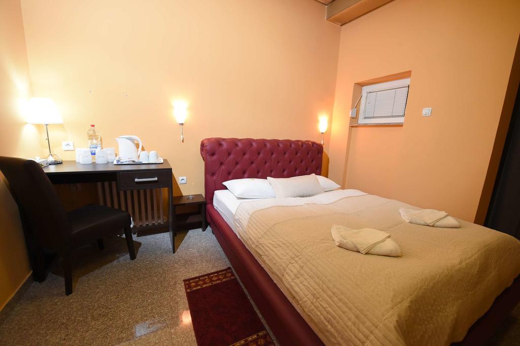 Apartment Inn Rooms نوفي ساد الغرفة الصورة