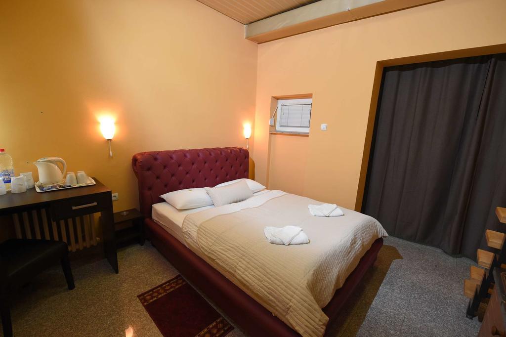 Apartment Inn Rooms نوفي ساد الغرفة الصورة