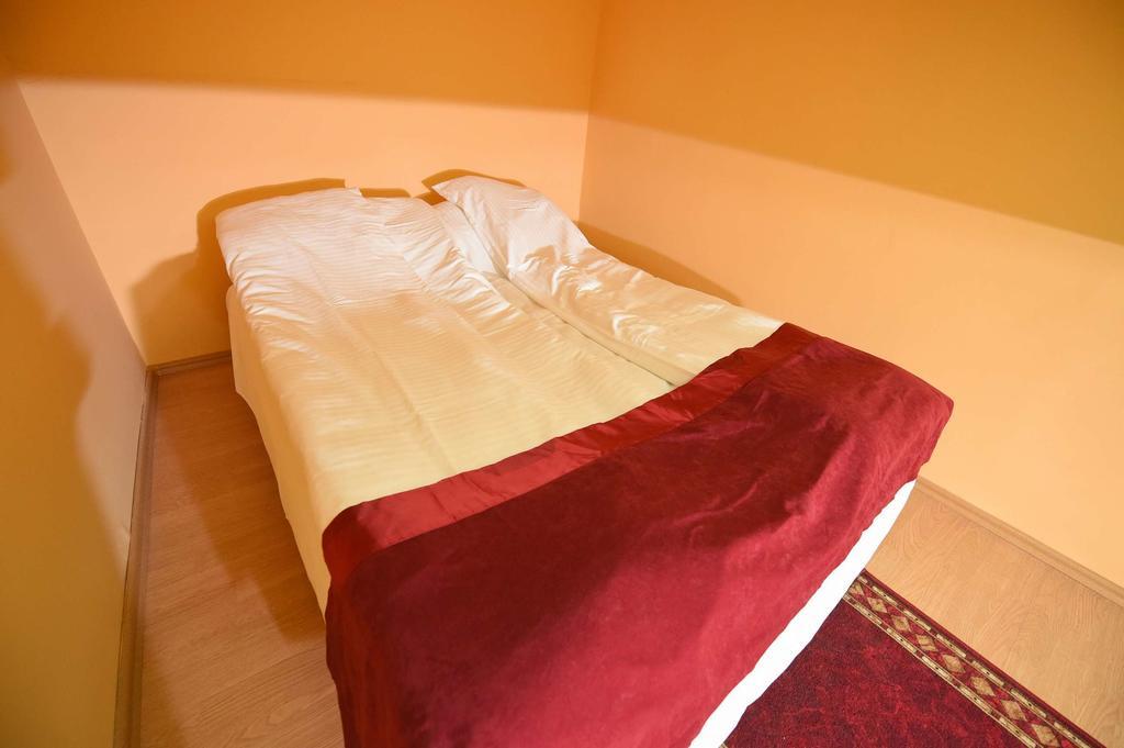 Apartment Inn Rooms نوفي ساد الغرفة الصورة
