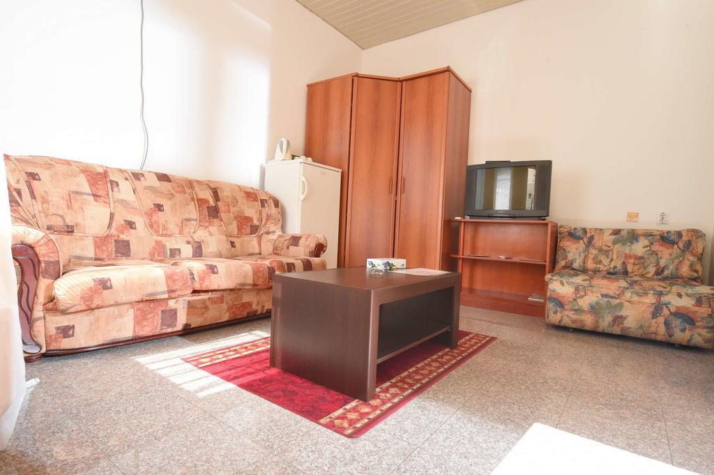 Apartment Inn Rooms نوفي ساد الغرفة الصورة