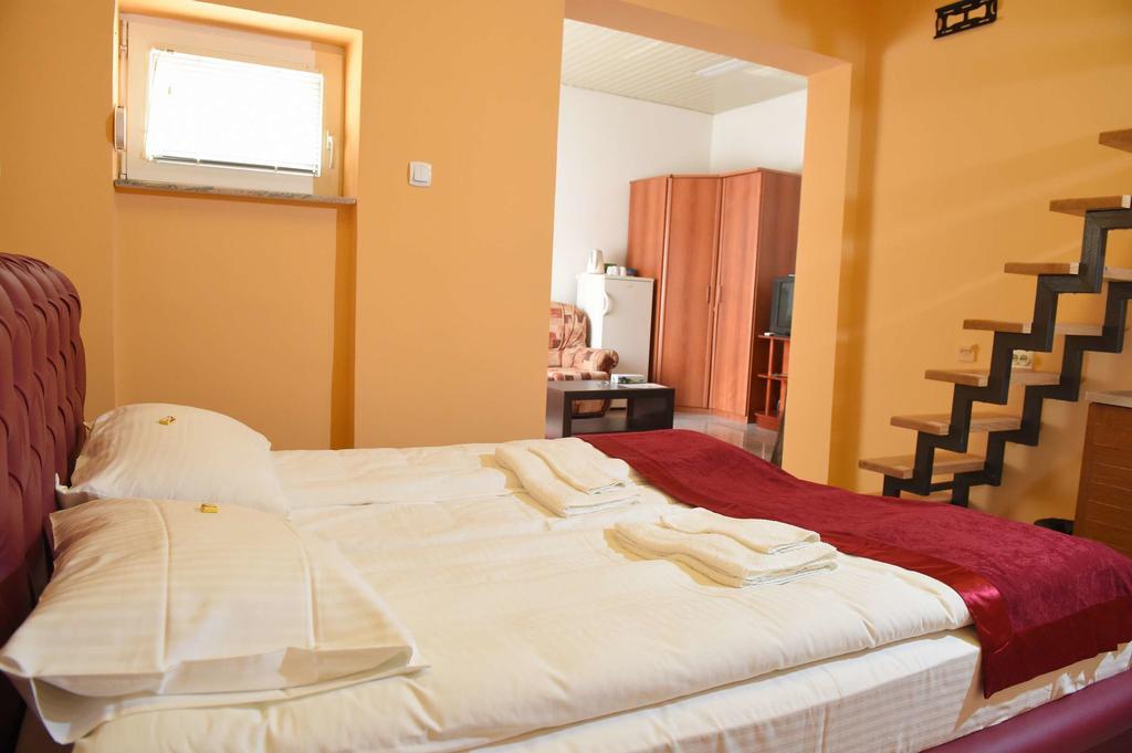 Apartment Inn Rooms نوفي ساد الغرفة الصورة